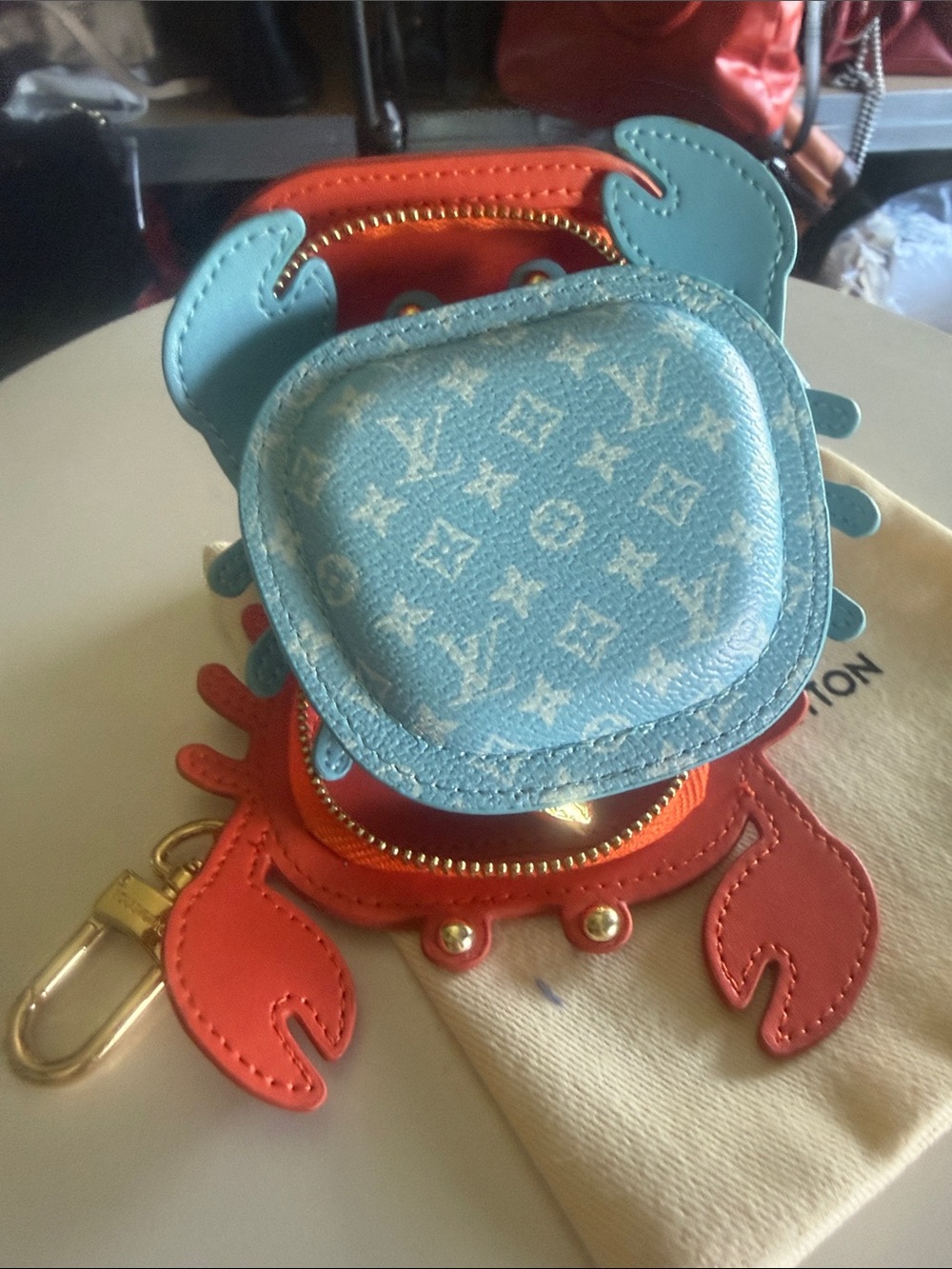 Crab Coin Pouch in Light Blue